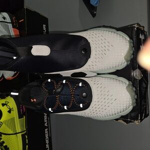 Under Armour Hovr Summit Fat Tire Delta
